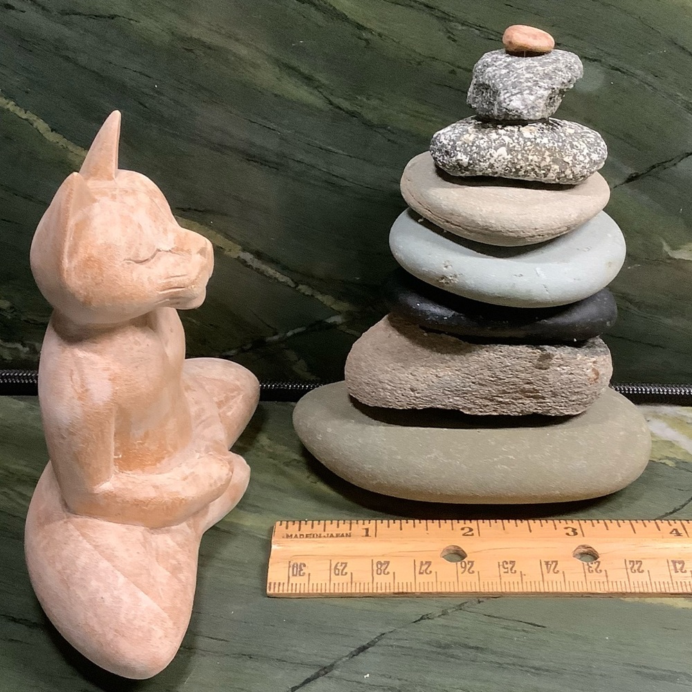 Balanced Stones Rock Art Set Hand Crafted Garden Home Decor New - Picture 10 of 12